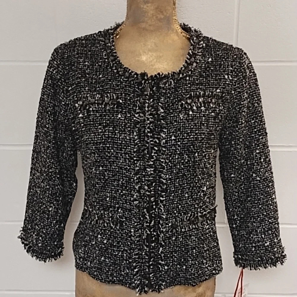 Raw Edge Fringe Cropped Fitted Jacket 8 Textured Black Cream Gold Zip up Studded